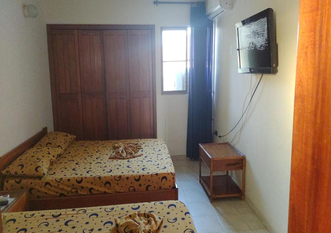Apartamento Edificio Los Laureles Санта-Марта Экстерьер фото